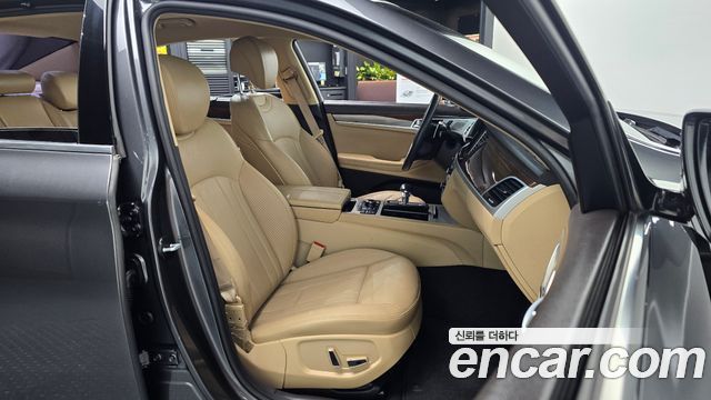 Genesis G80 2017 — photo 13