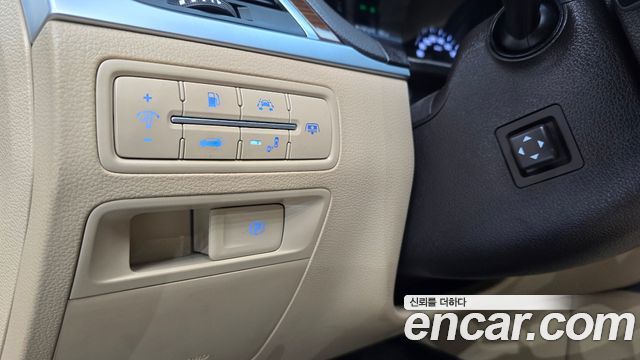 Genesis G80 2017 — photo 20