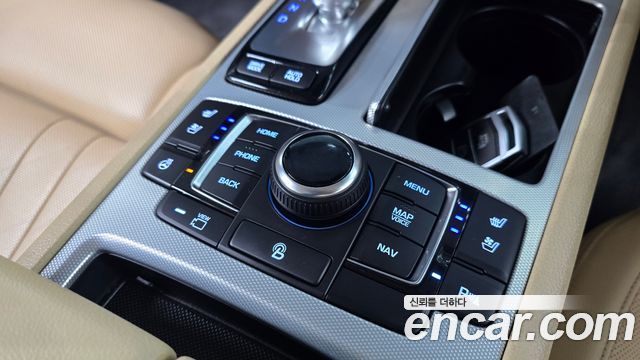 Genesis G80 2017 — photo 26