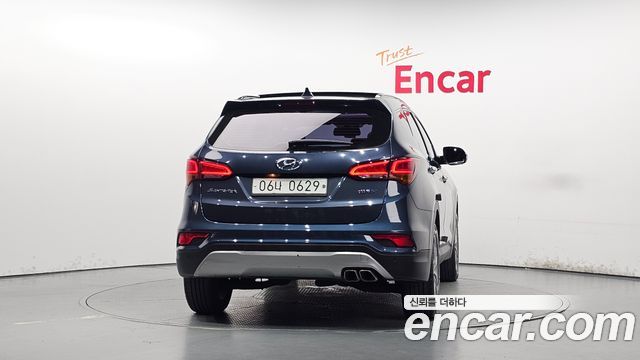Hyundai Santafe 2016 — photo 4