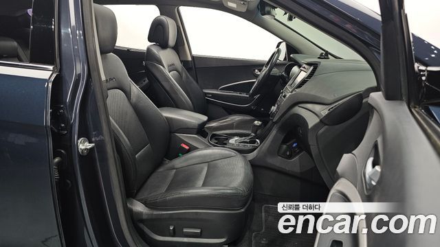 Hyundai Santafe 2016 — photo 13