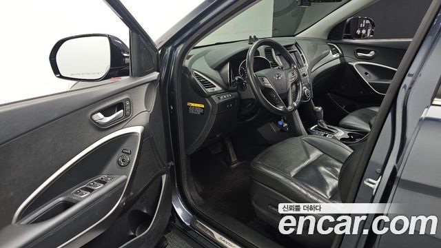 Hyundai Santafe 2016 — photo 17