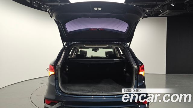 Hyundai Santafe 2016 — photo 26