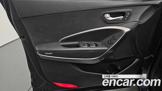 Hyundai Santafe 2016 — photo 14