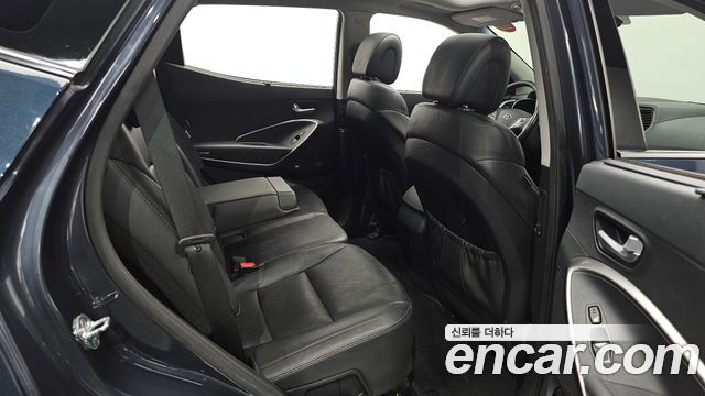 Hyundai Santafe 2016 — photo 16