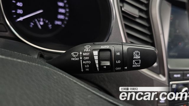 Hyundai Santafe 2016 — photo 29