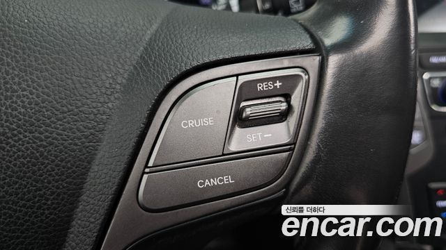 Hyundai Santafe 2016 — photo 30