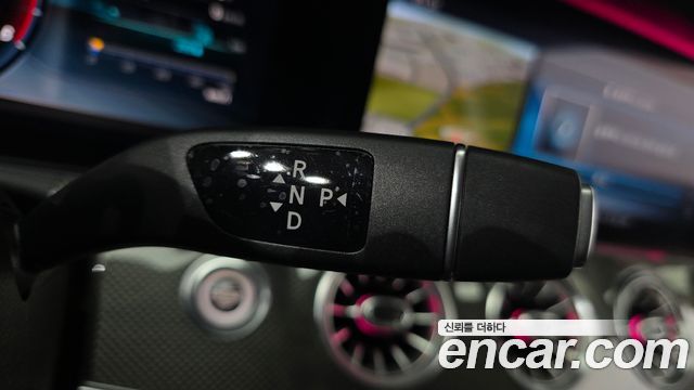 Mercedes-Benz CLS-Class 2019 — photo 12