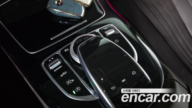 Mercedes-Benz CLS-Class 2019 — photo 27