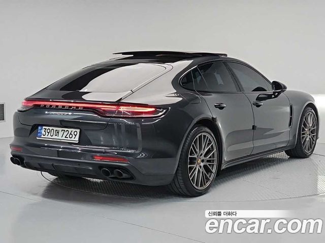 Porsche Panamera 2023 — photo 4