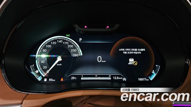 Genesis GV70 2024 — photo 11