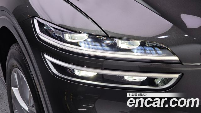 Genesis GV70 2024 — photo 8