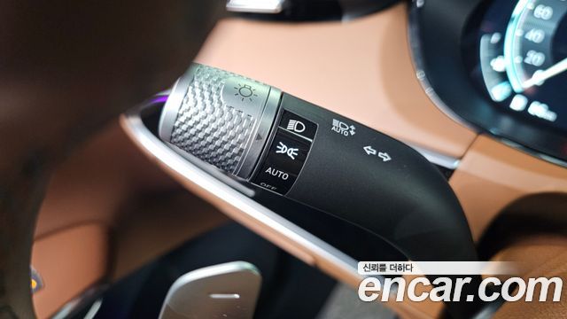 Genesis GV70 2024 — photo 27