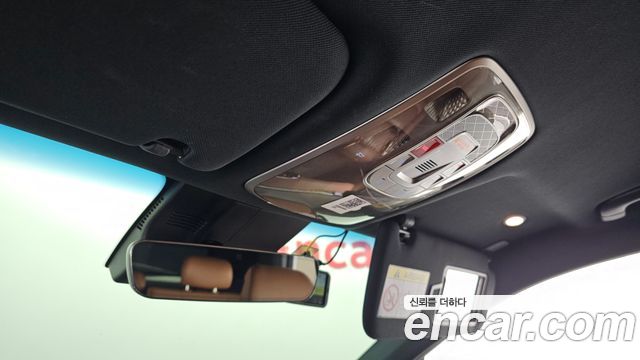 Genesis GV70 2024 — photo 31