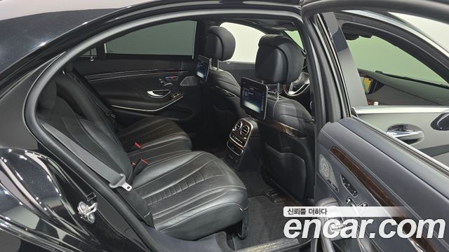 Mercedes-Benz S-Class 2018 — photo 11