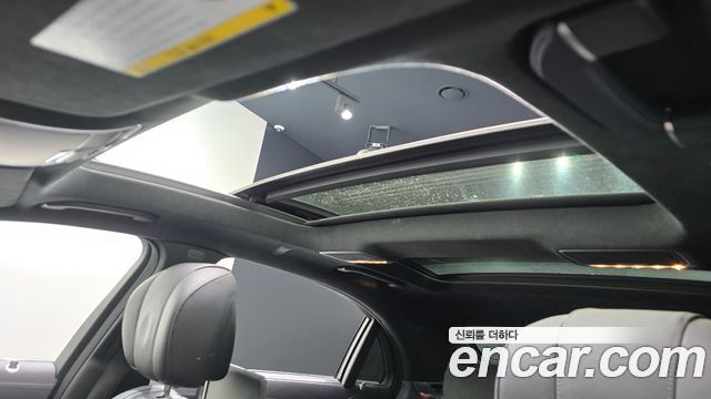 Mercedes-Benz S-Class 2018 — photo 18