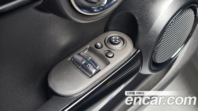 Mini Cooper 2022 — photo 30