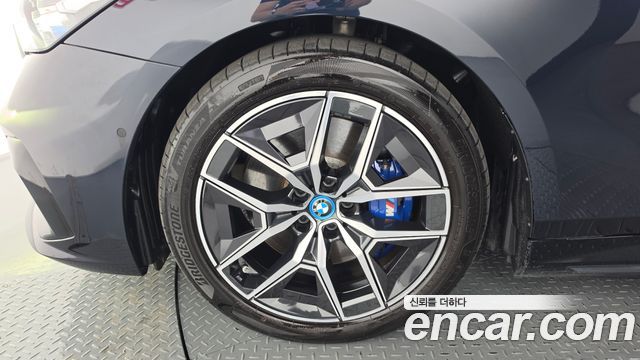 BMW i5 2024 — photo 5