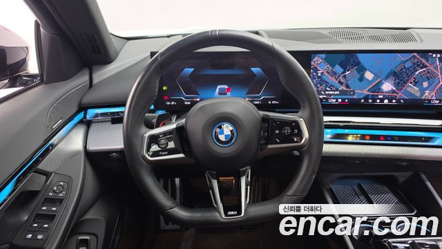 BMW i5 2024 — photo 19