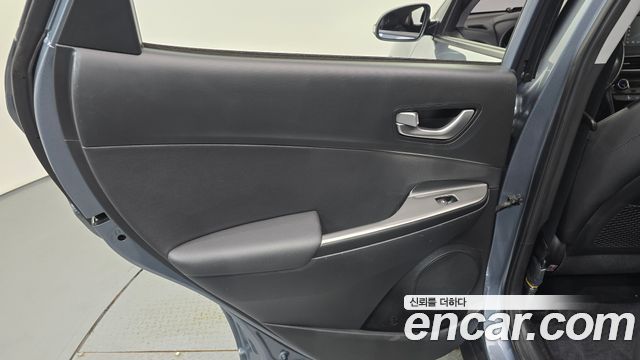 Hyundai Kona 2018 — photo 15