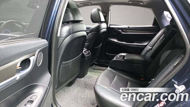 Hyundai Grandeur 2018 — photo 11