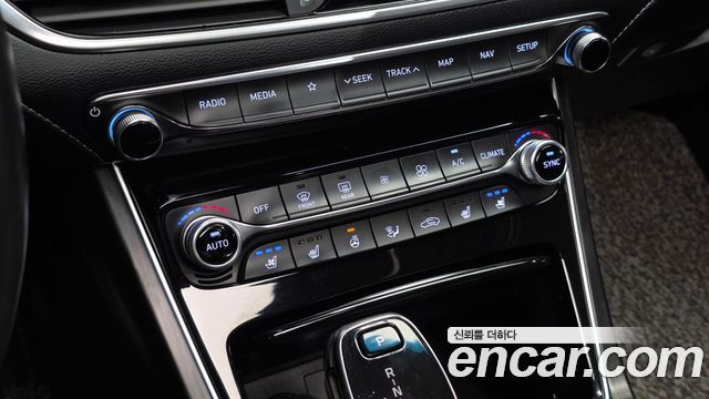 Hyundai Grandeur 2018 — photo 18