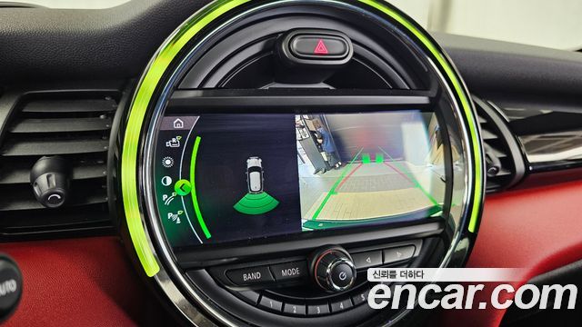 Mini Cooper 2021 — photo 20