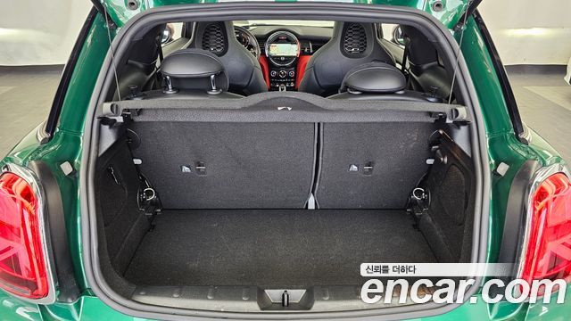 Mini Cooper 2021 — photo 23