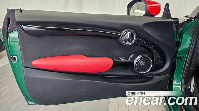 Mini Cooper 2021 — photo 14