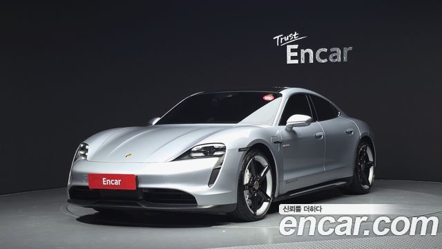 Porsche Taycan 2021 — photo 1