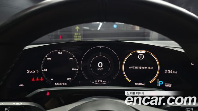 Porsche Taycan 2021 — photo 11