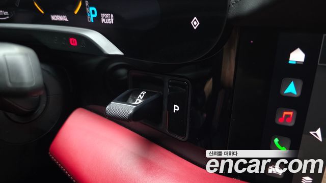 Porsche Taycan 2021 — photo 12