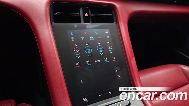 Porsche Taycan 2021 — photo 27
