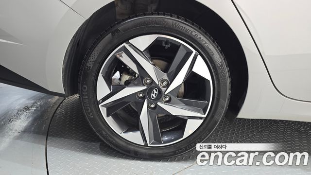 Hyundai AVANTE 2021 — photo 5