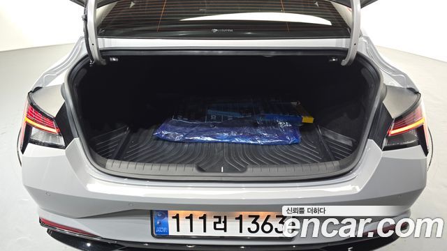 Hyundai AVANTE 2021 — photo 22