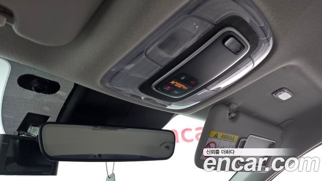 Hyundai AVANTE 2021 — photo 23