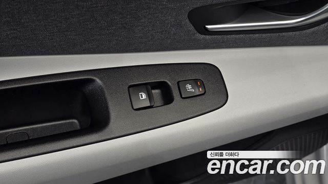Hyundai AVANTE 2021 — photo 26