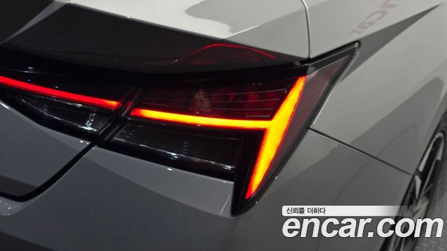 Hyundai AVANTE 2021 — photo 9