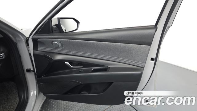 Hyundai AVANTE 2021 — photo 14