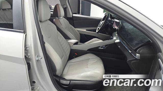 Hyundai AVANTE 2021 — photo 16