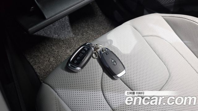 Hyundai AVANTE 2021 — photo 30