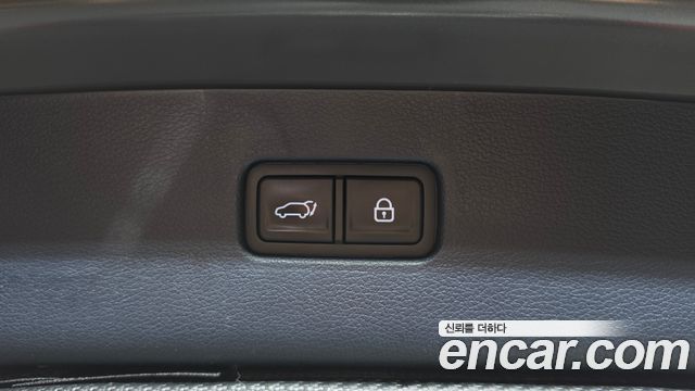 Genesis GV80 2020 — photo 25