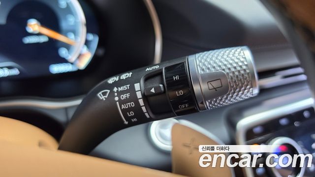 Genesis GV80 2020 — photo 47