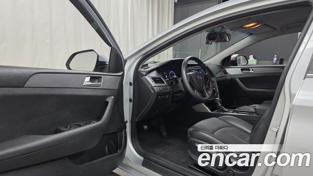 Hyundai Sonata 2017 — photo 10