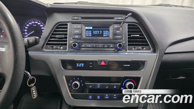 Hyundai Sonata 2017 — photo 14