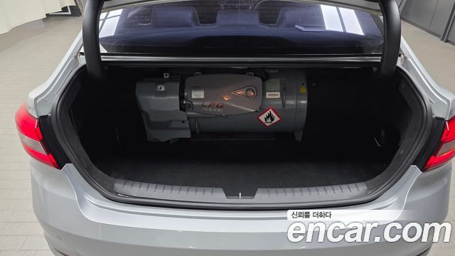 Hyundai Sonata 2017 — photo 20