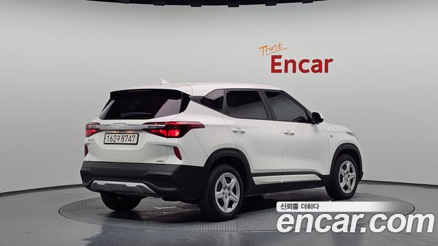 Kia Seltos 2023 — photo 2