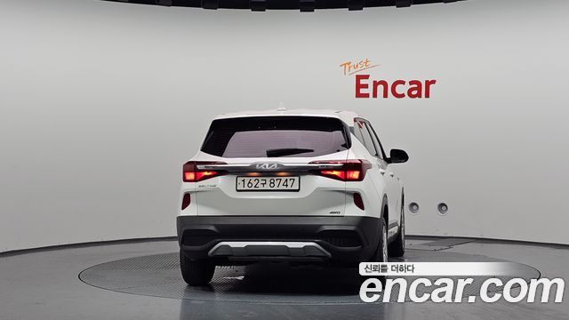 Kia Seltos 2023 — photo 4