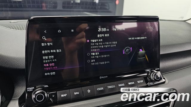 Kia Seltos 2023 — photo 16