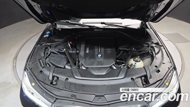 BMW 7-Series 2017 — photo 6